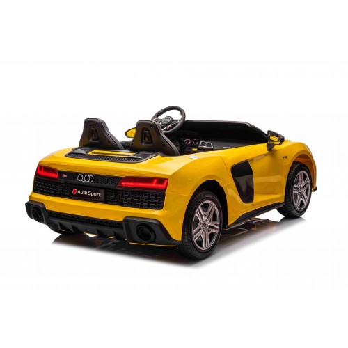 Audi Spyder R8 LIFT Žlté vozidlo