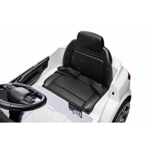 Vozidlo Audi SQ8 White