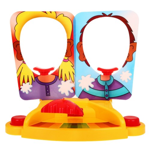 Hra Koláčom do tváre pre dvoch