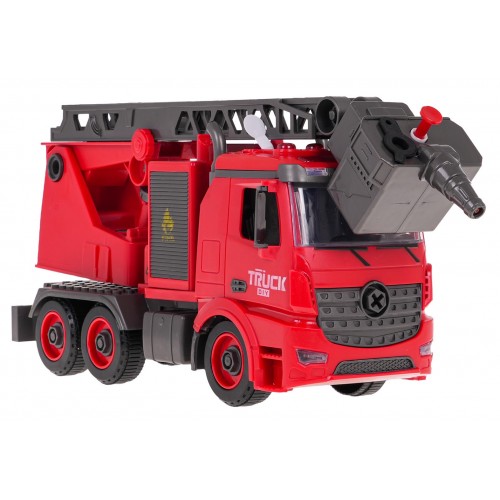 Vyvinutá hasičská stanica s funkciou zvuku a vody