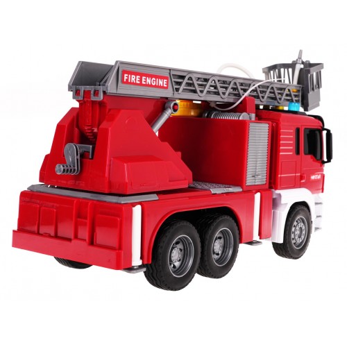 Hasičské vozidlo s vodnou funkciou