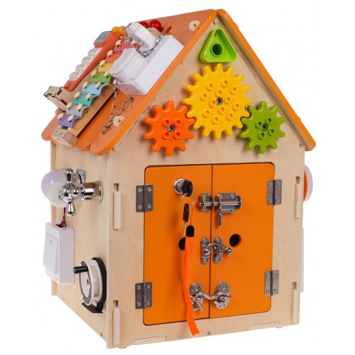 Multifunkčný interaktívny drevený domček