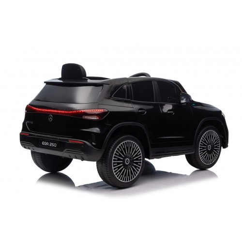 Vozidlo Mercedes Benz EQA 250 Black