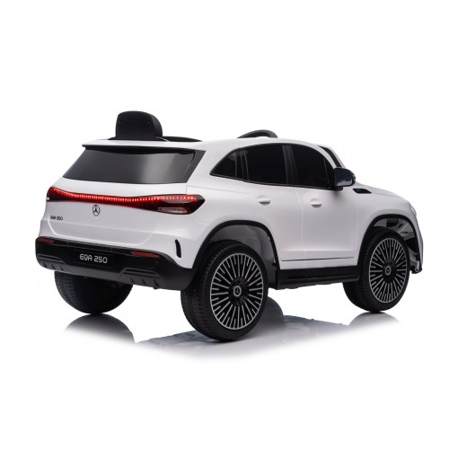 Vozidlo Mercedes Benz EQA 250 White
