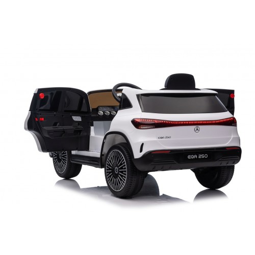 Vozidlo Mercedes Benz EQA 250 White