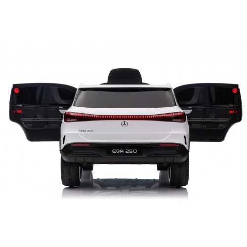 Vozidlo Mercedes Benz EQA 250 White