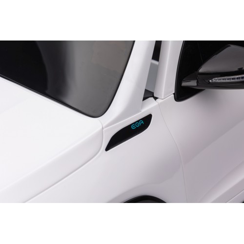 Vozidlo Mercedes Benz EQA 250 White