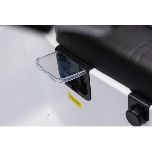 Vozidlo Mercedes Benz EQA 250 White