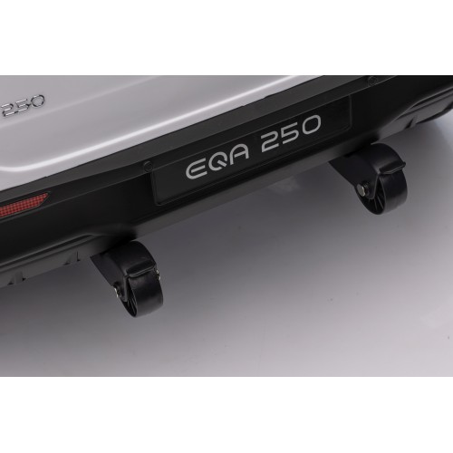 Vozidlo Mercedes Benz EQA 250 White