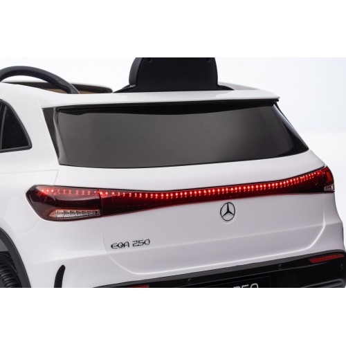 Vozidlo Mercedes Benz EQA 250 White