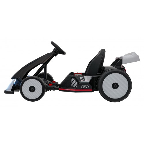 Kart Audi s driftovacou funkciou Biela