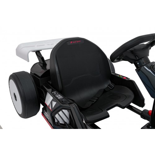 Kart Audi s driftovacou funkciou Biela