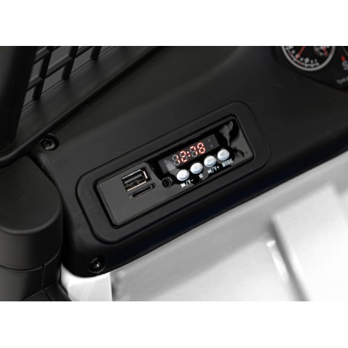 Vozidlo OFF ROAD 4x4 SPORT Biely