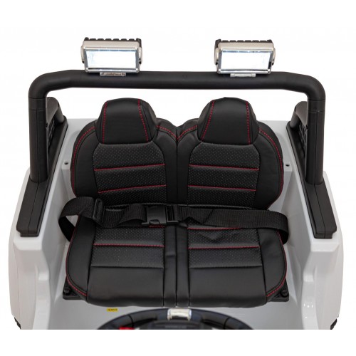 Vozidlo OFF ROAD 4x4 SPORT Biely