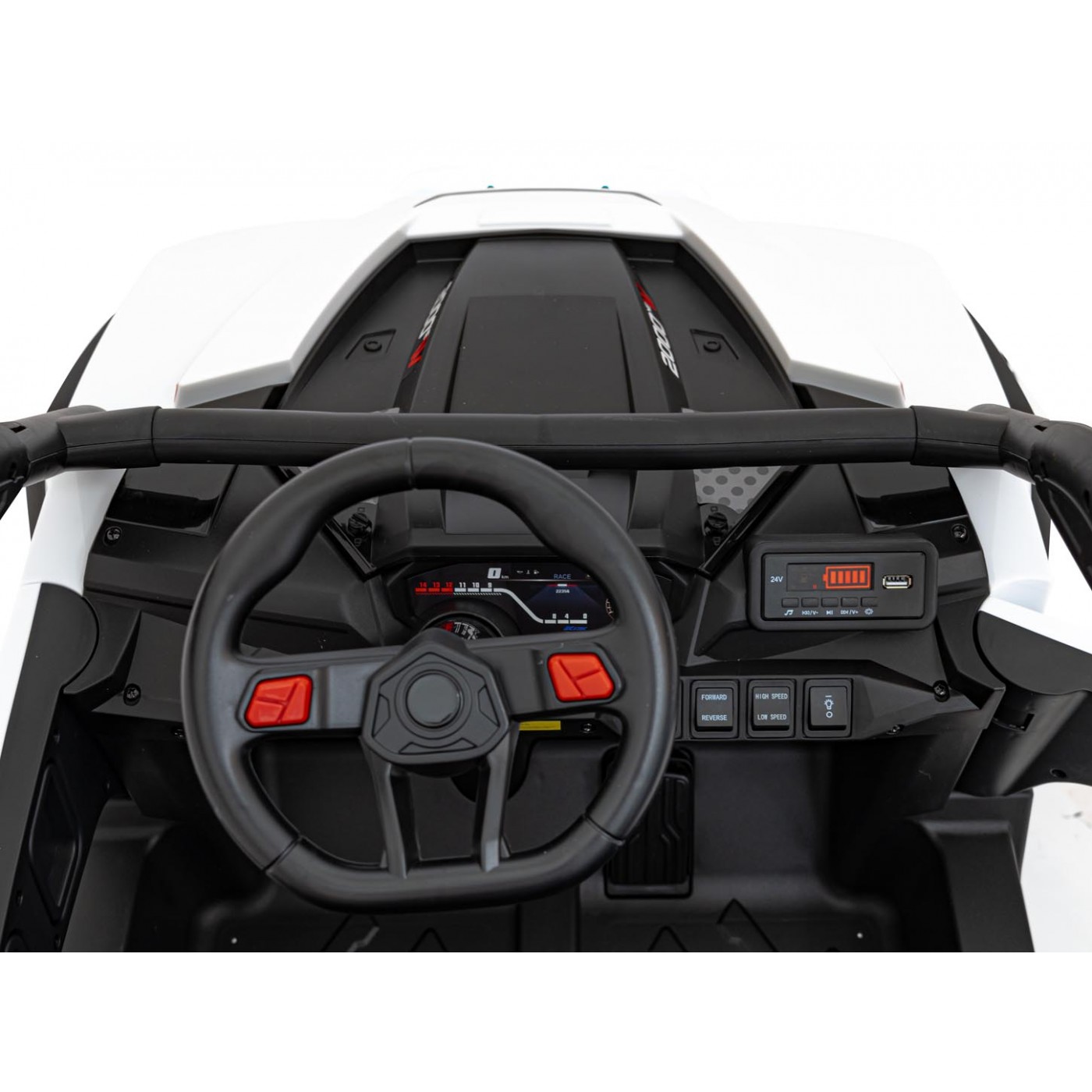 Vozidlo Buggy 4x4 KCK Biely