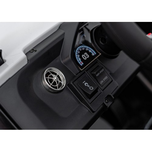 Vozidlo Buggy Clash STRONG 4x4 Biely