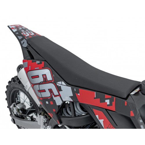 Spaľovací motor vozidla 110CM IMMORTAL červený