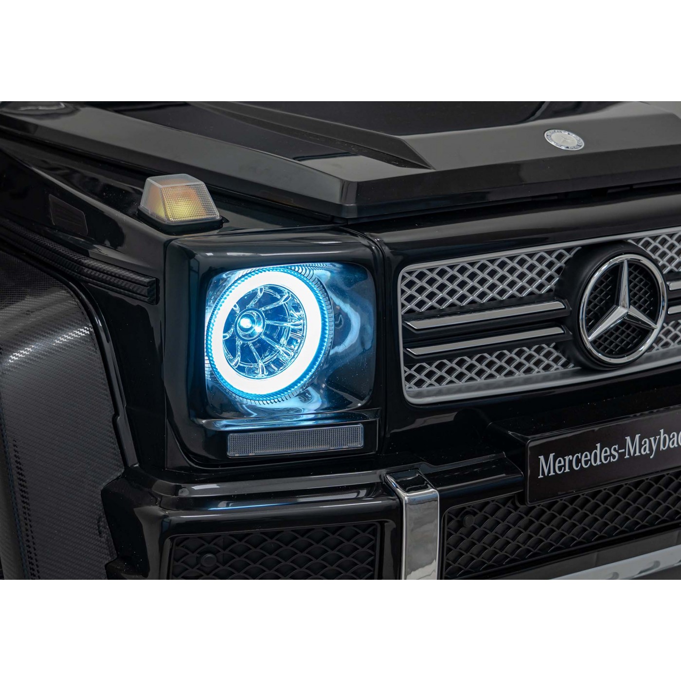 Vozidlo Mercedes Benz MAYBACH G650 Black