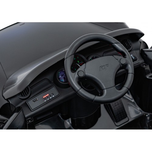 Vozidlo RUF CTR3 Black