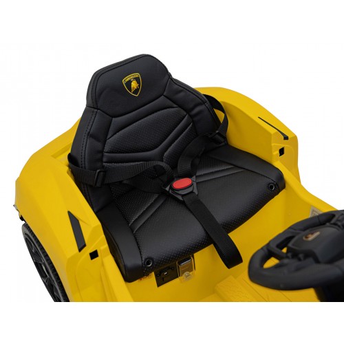 Žlté vozidlo Lamborghini Revuelto