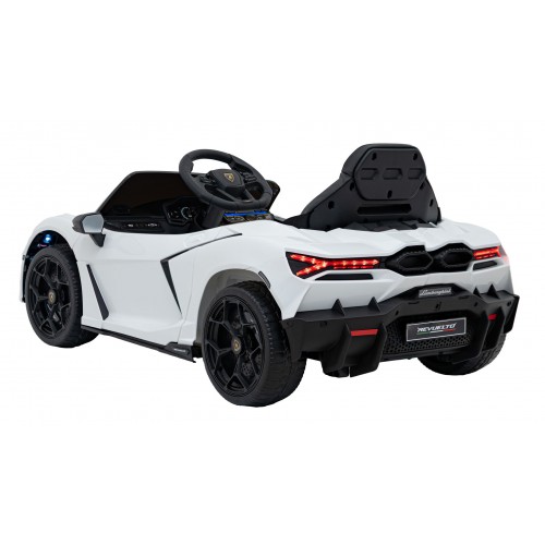 Vozidlo Lamborghini Revuelto White