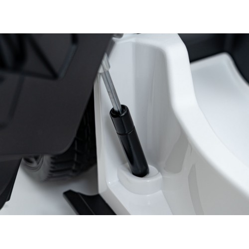 Vozidlo Lamborghini Revuelto White