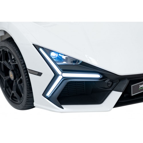 Vozidlo Lamborghini Revuelto White
