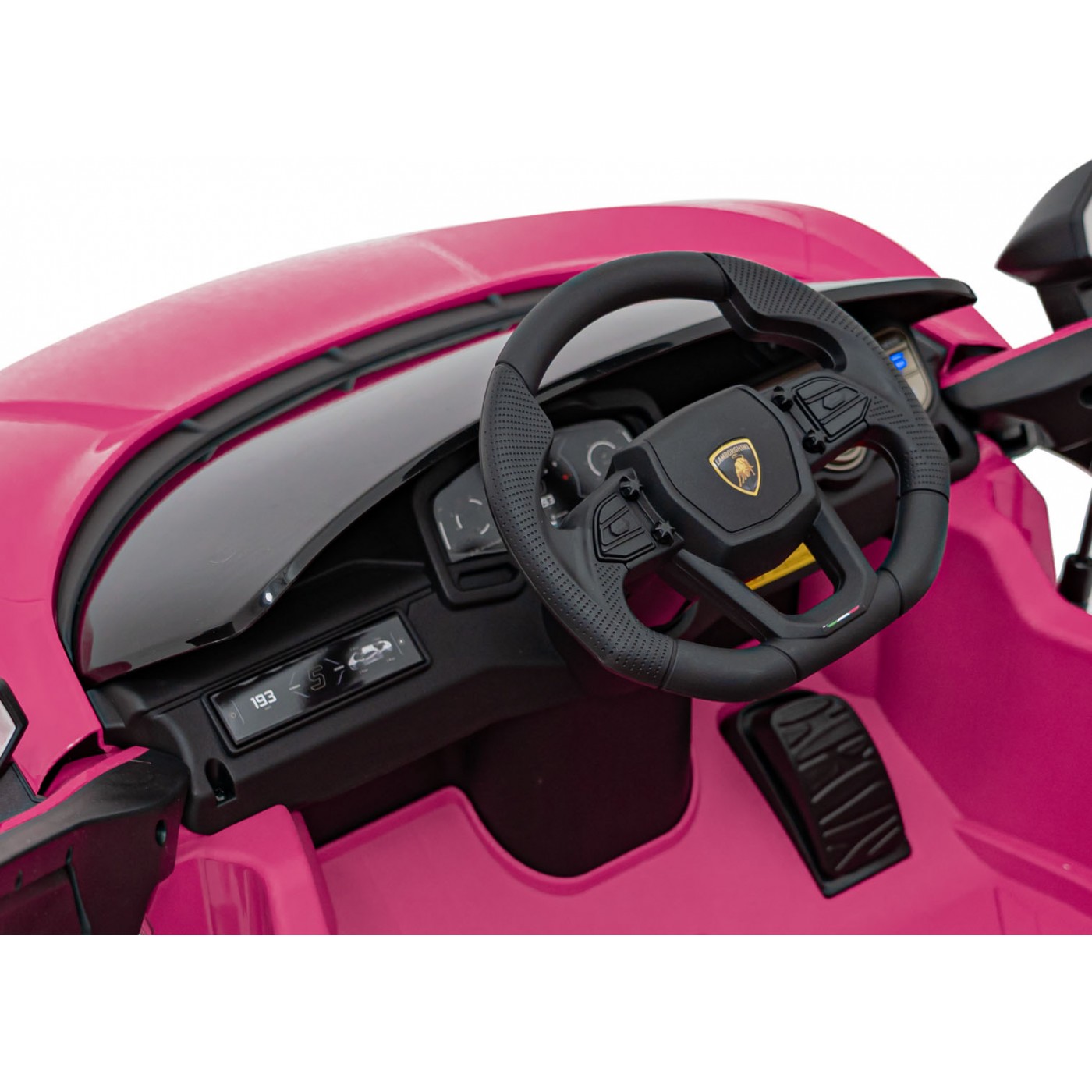 Vozidlo Lamborghini Revuelto Pink