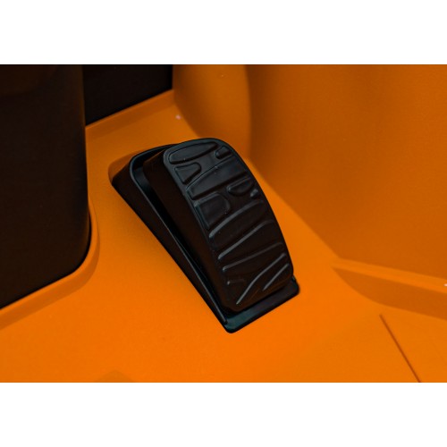 Vozidlo Lamborghini Revuelto Orange