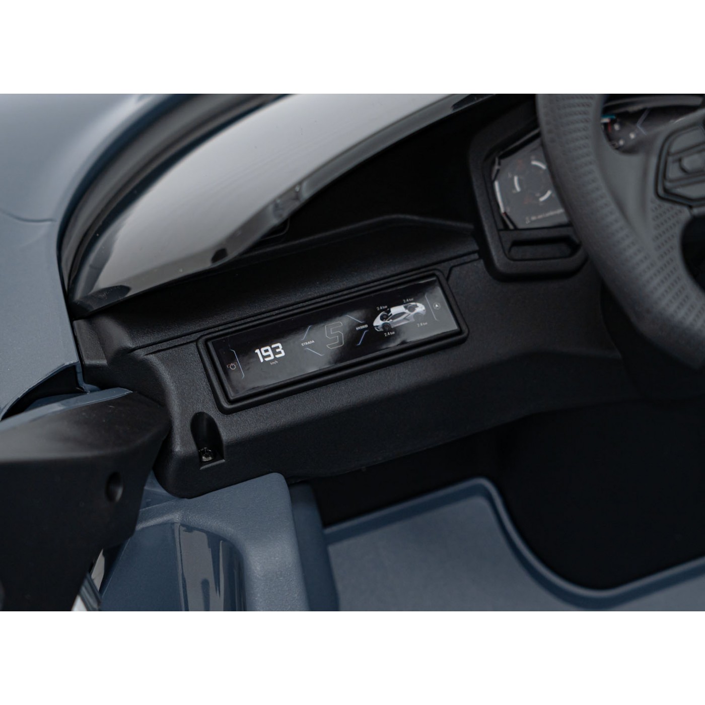 Vozidlo Lamborghini Revuelto Grey