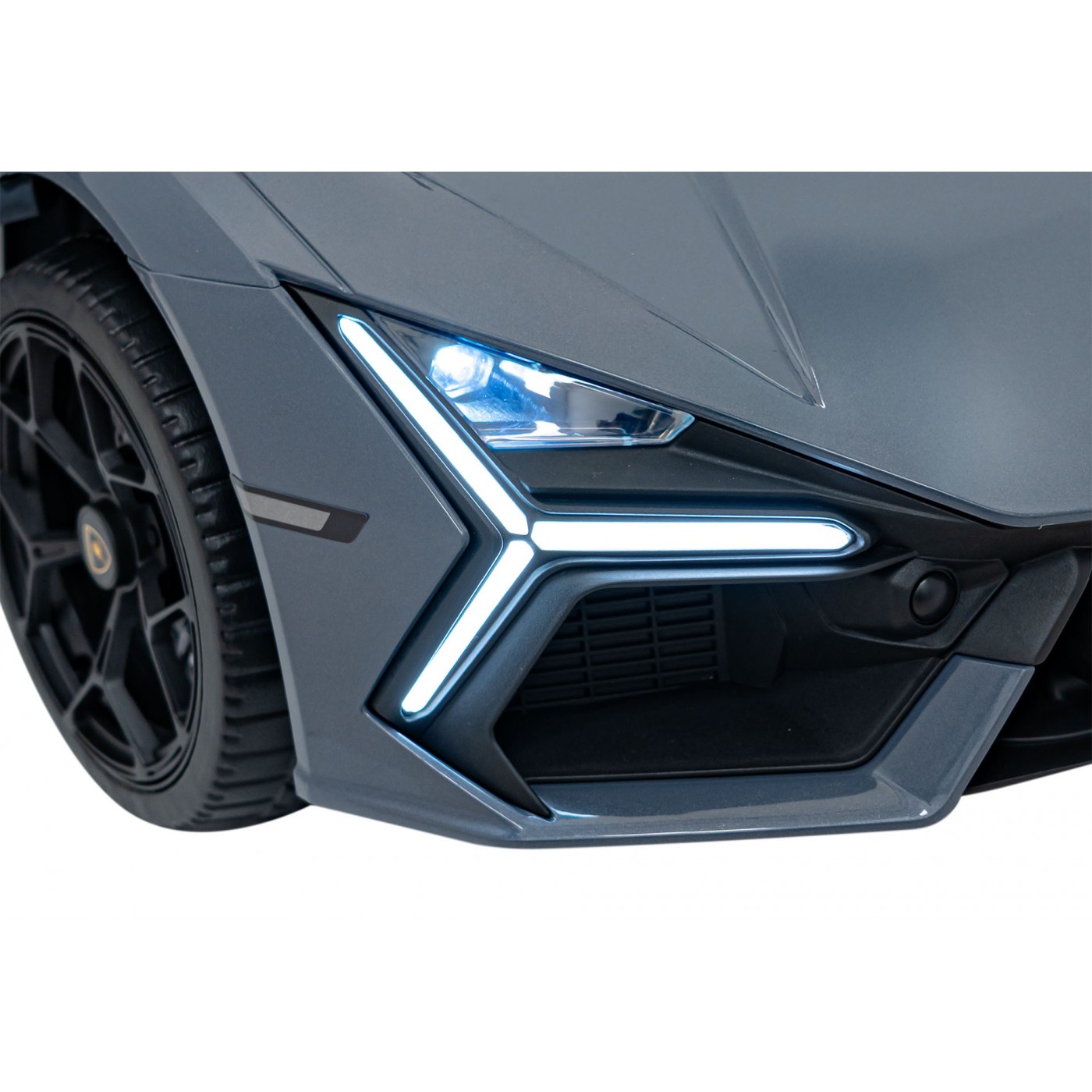 Vozidlo Lamborghini Revuelto Grey