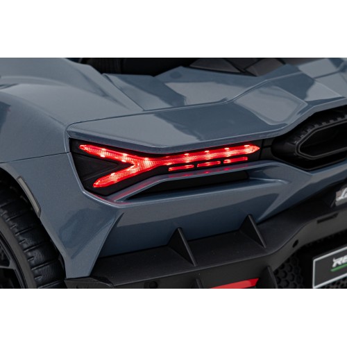 Vozidlo Lamborghini Revuelto Grey