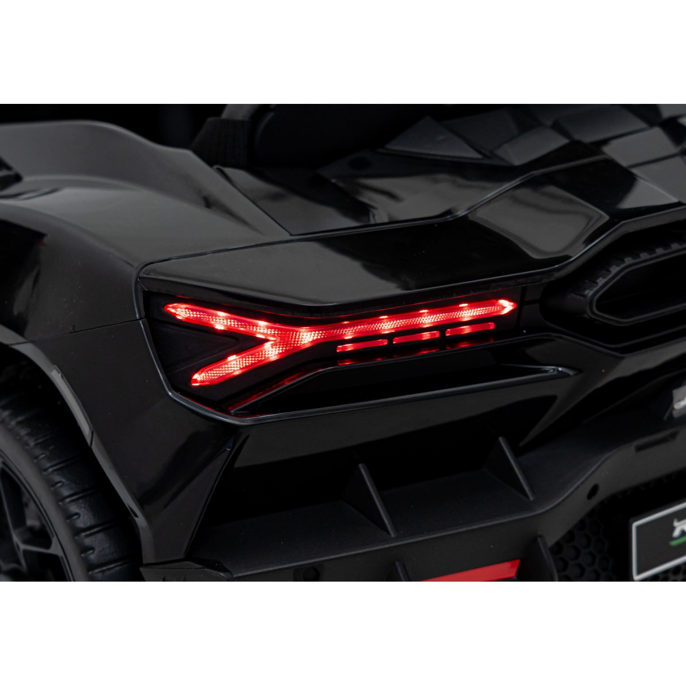 Vozidlo Lamborghini Revuelto Black
