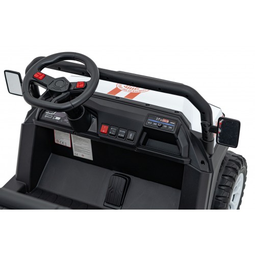 Champion Pick-Up Vehicle White