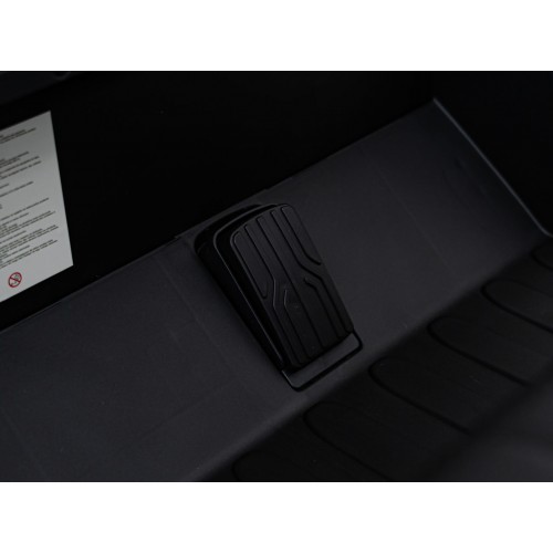 Champion Pick-Up Vehicle Black