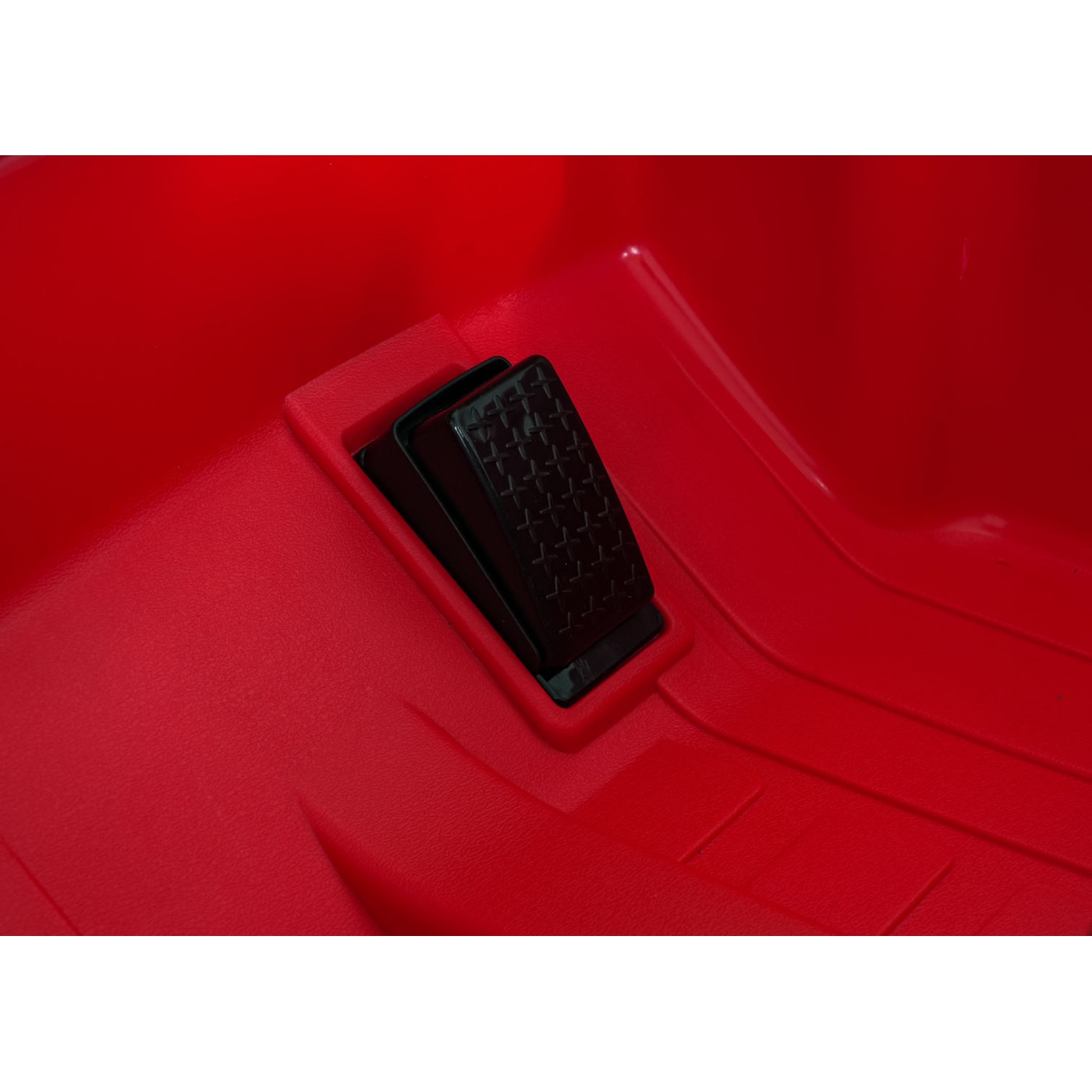 Vozidlo Toyota Land Cruiser PRADO červené