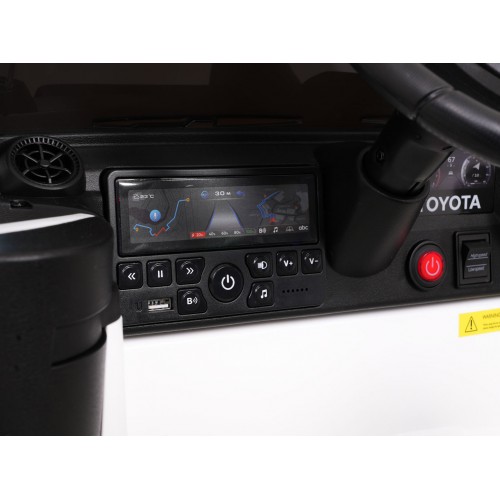 Vozidlo Toyota Land Cruiser PRADO Biela