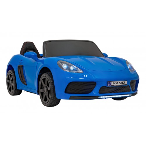 Modré lakované perfektné vozidlo