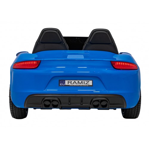 Modré lakované perfektné vozidlo