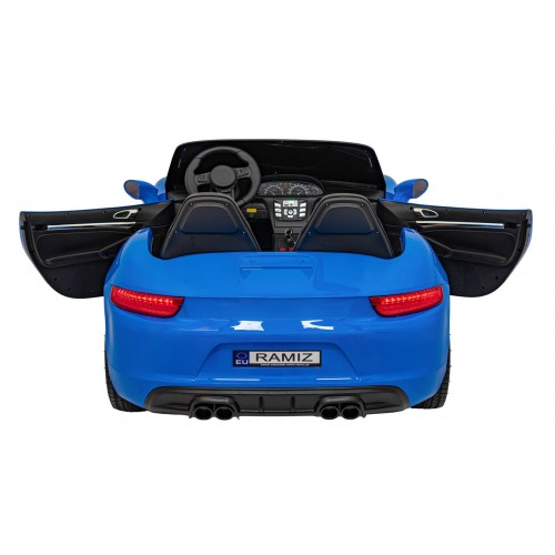 Modré lakované perfektné vozidlo