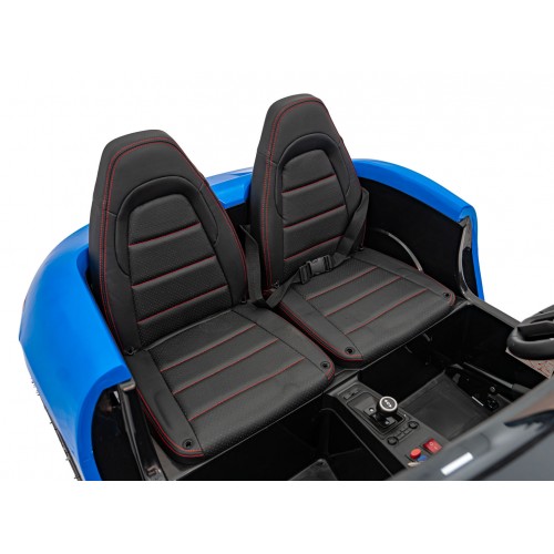 Modré lakované perfektné vozidlo