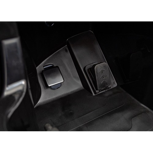 Modré lakované perfektné vozidlo