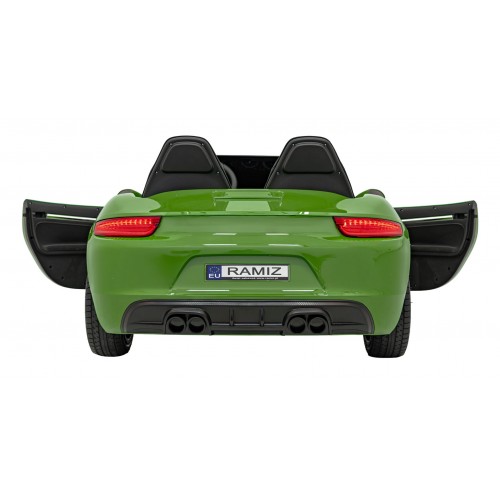 Vozidlo Perfecta lakované na zeleno