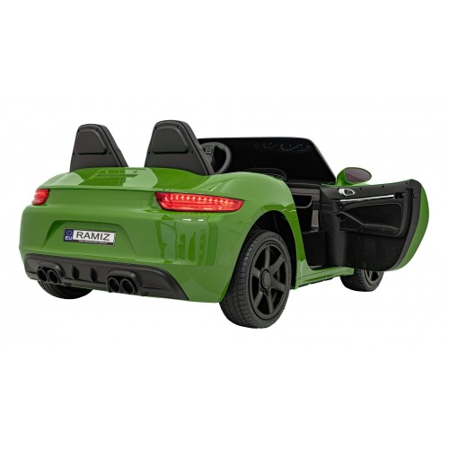 Vozidlo Perfecta lakované na zeleno