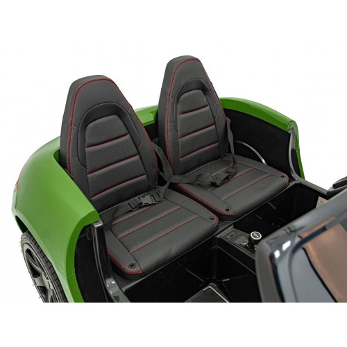 Vozidlo Perfecta lakované na zeleno