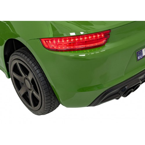 Vozidlo Perfecta lakované na zeleno