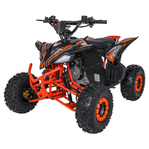 Vozidlo so spaľovacou štvorkolkou v oranžovej farbe