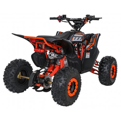 Vozidlo so spaľovacou štvorkolkou v oranžovej farbe