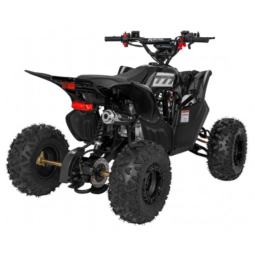 Vozidlo so spaľovacou štvorkolkou v čiernej farbe