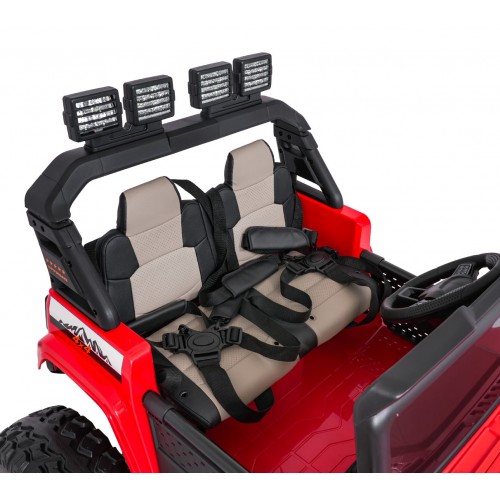 Extrémne športové vozidlo 4x4 s variabilnou veľkosťou, červené